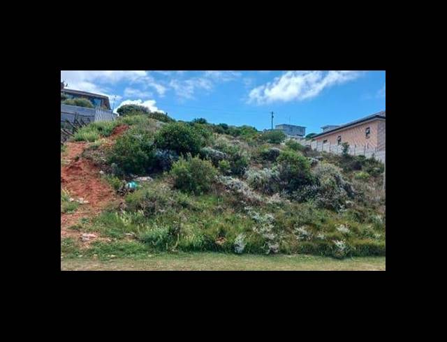 LAND FOR SALE IN DANA BAY